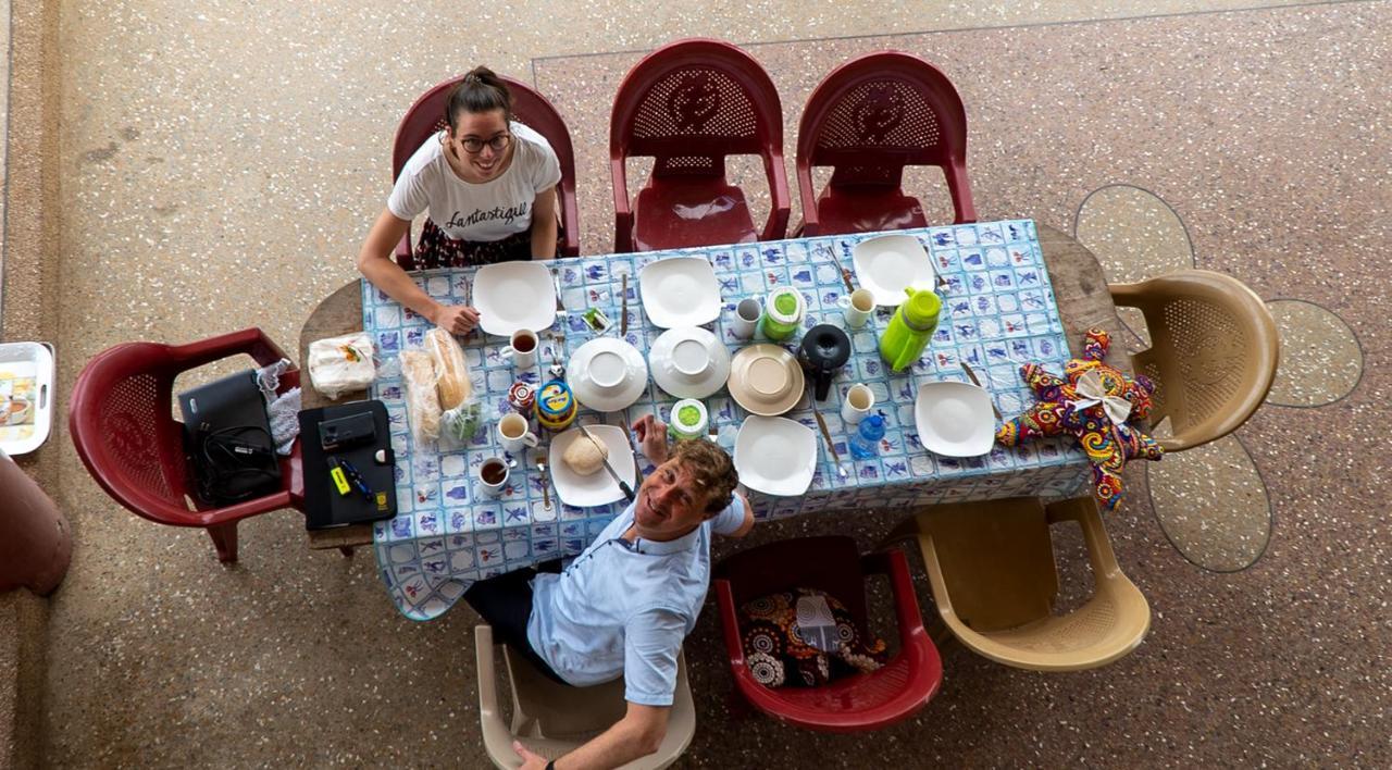 كوماسي Sign Of Silence Hostel المظهر الخارجي الصورة